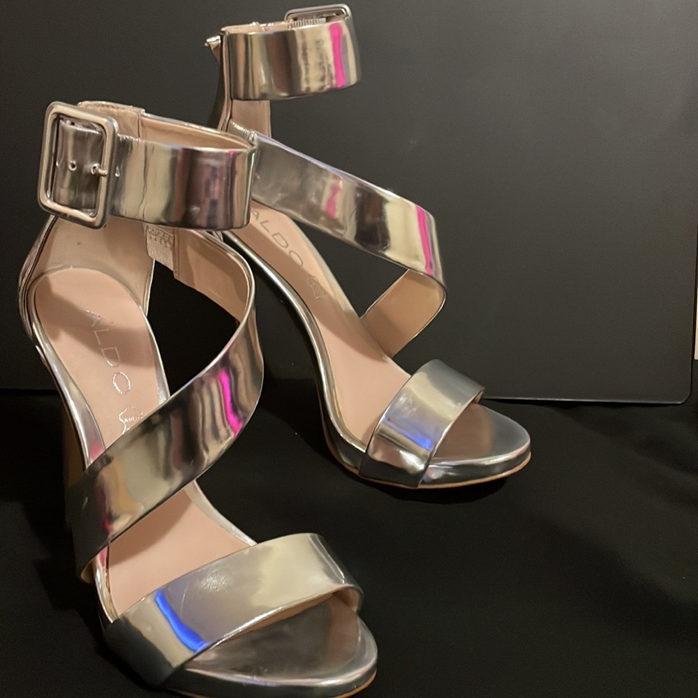 Silver ALDO heel size 6.5